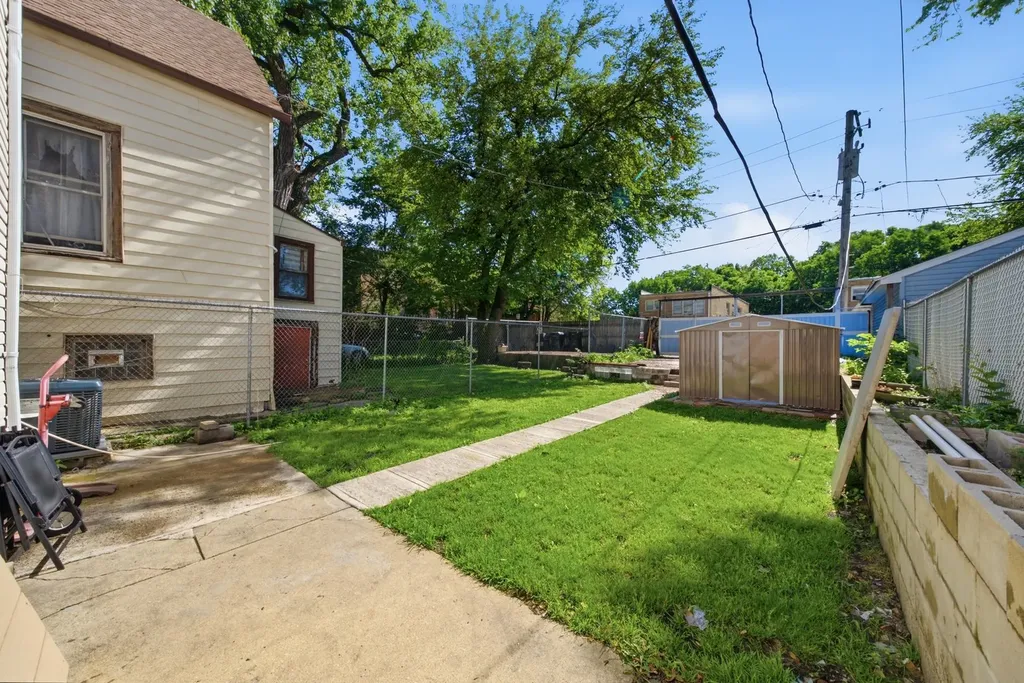 6411 South Bishop Street Chicago IL 60636