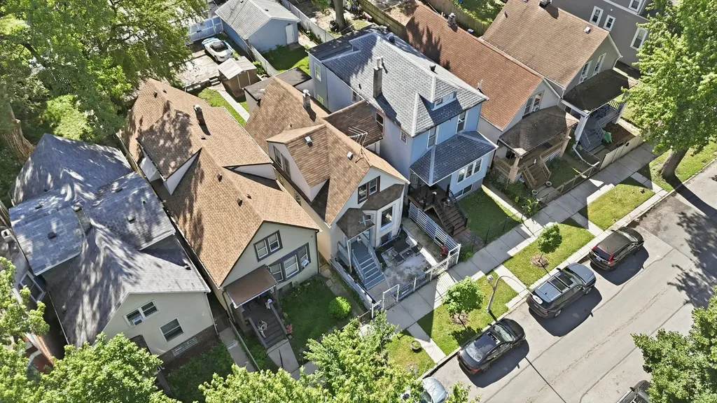 6411 South Bishop Street Chicago IL 60636