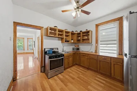 6411 South Bishop Street Chicago IL 60636