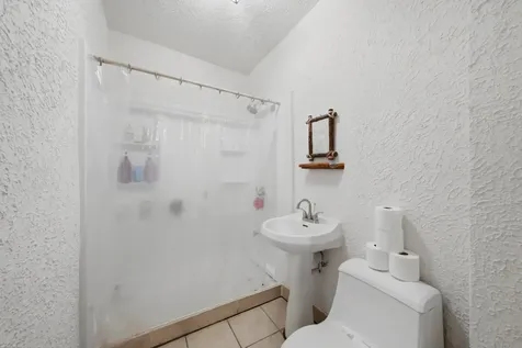 6411 South Bishop Street Chicago IL 60636