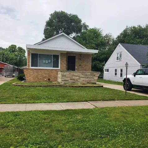 9224 Sproat Avenue Oak Lawn IL 60453