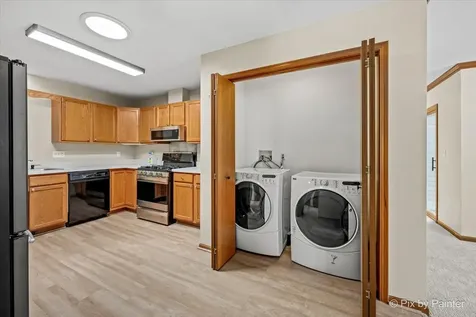 58 Silver Trail North Aurora IL 60542
