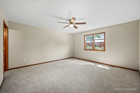 58 Silver Trail North Aurora IL 60542