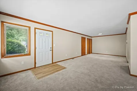 58 Silver Trail North Aurora IL 60542