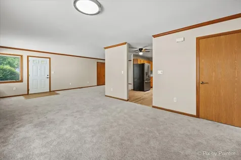 58 Silver Trail North Aurora IL 60542