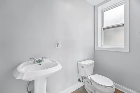5124 West Irving Park Road Chicago IL 60641