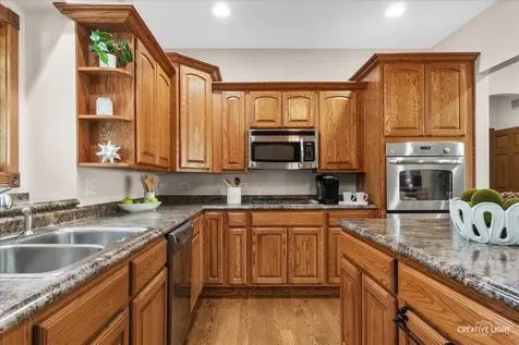 37 Park Drive Yorkville IL 60560