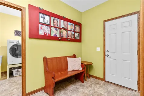 37 Park Drive Yorkville IL 60560