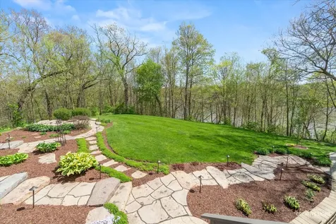 37 Park Drive Yorkville IL 60560