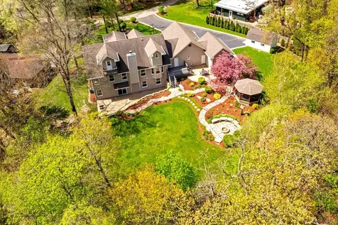 37 Park Drive Yorkville IL 60560