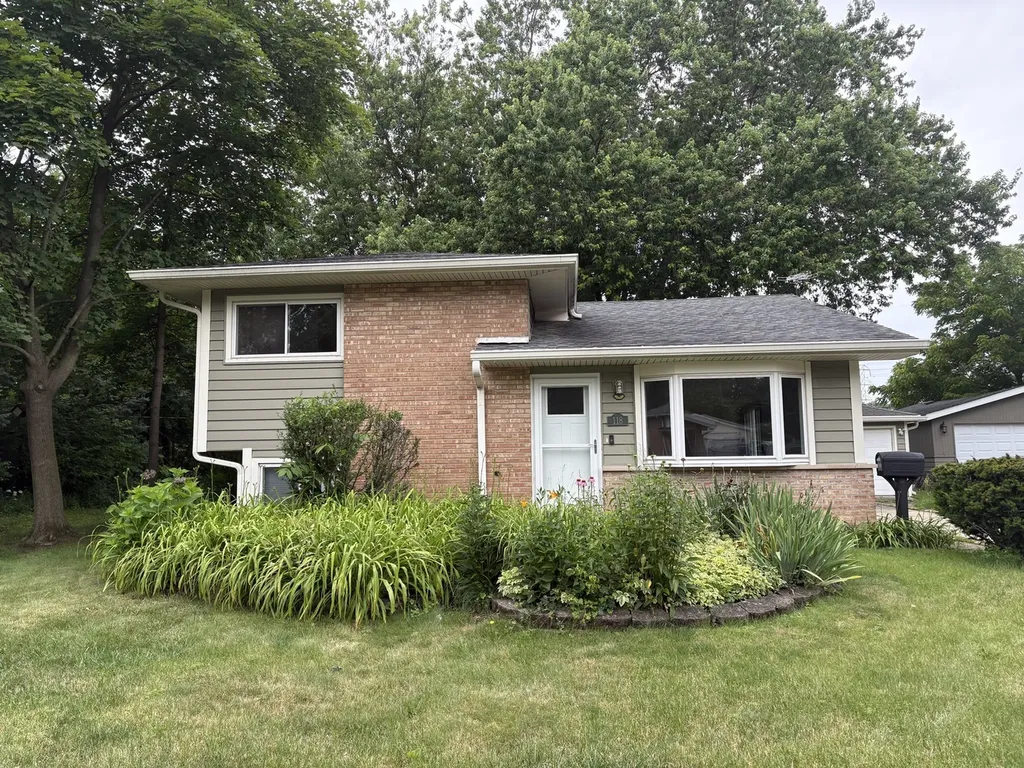 118 Willow Street Park Forest IL 60466