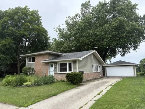 118 Willow Street Park Forest IL 60466
