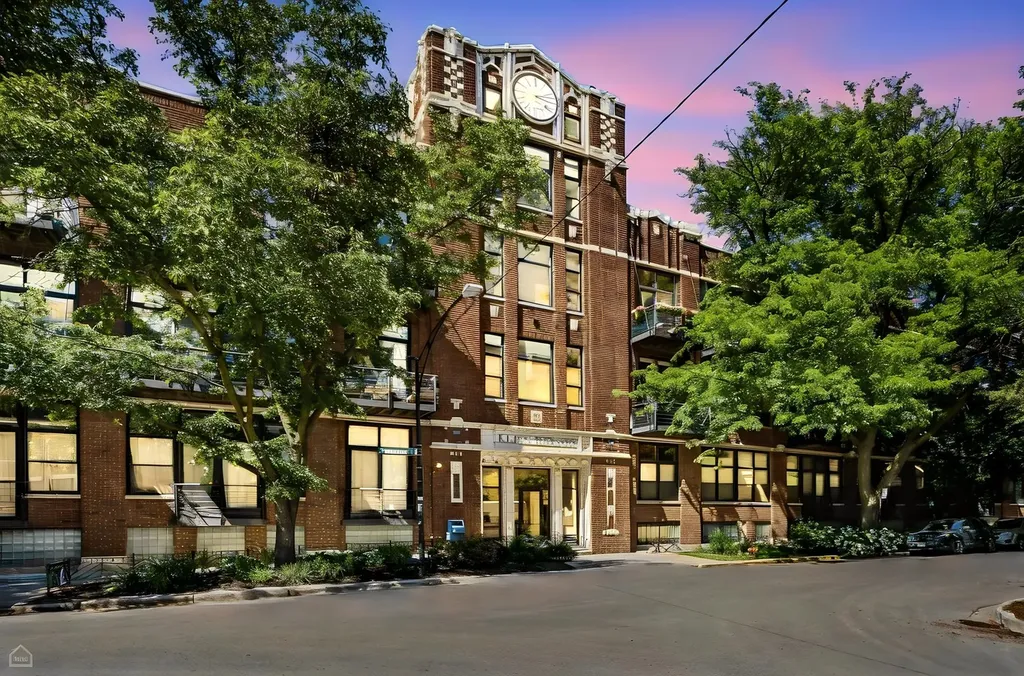 2300 West Wabansia Avenue Chicago IL 60647