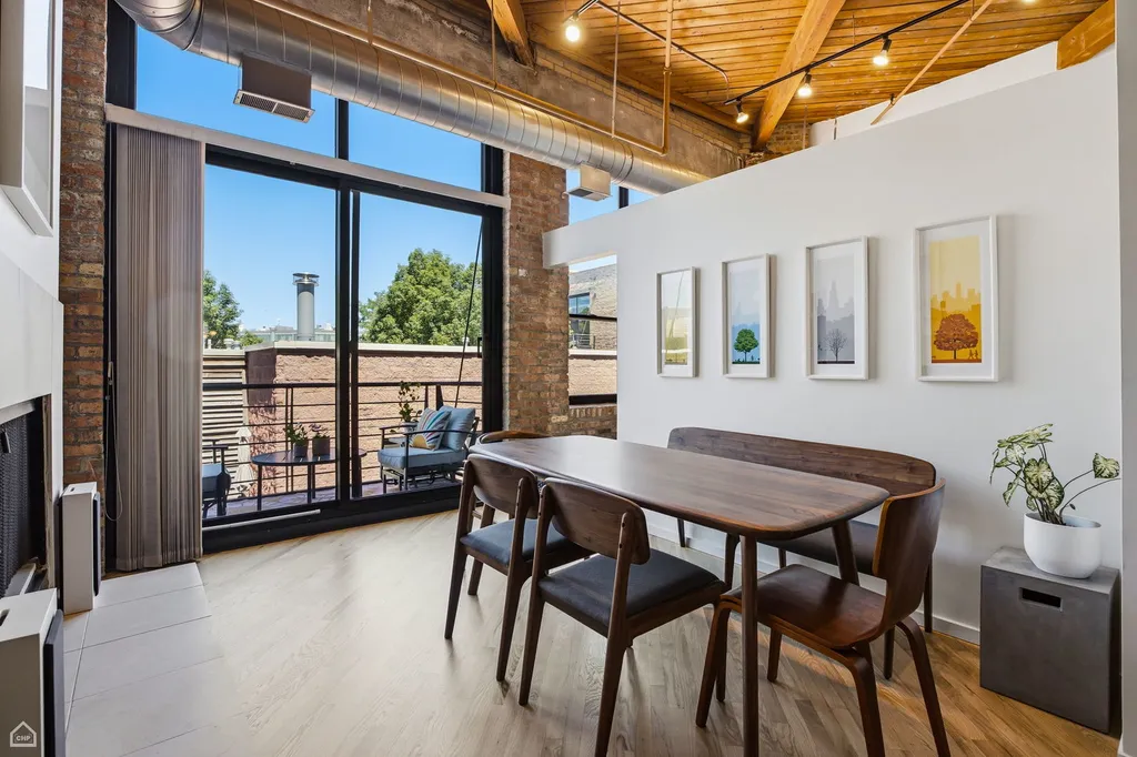 2300 West Wabansia Avenue Chicago IL 60647