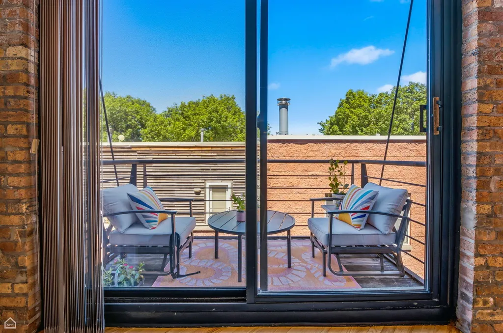 2300 West Wabansia Avenue Chicago IL 60647