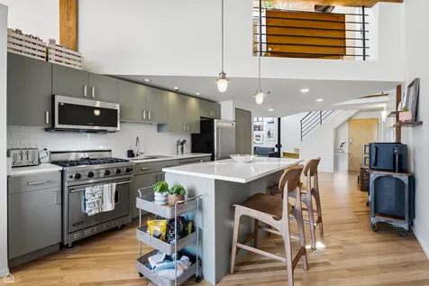 2300 West Wabansia Avenue Chicago IL 60647