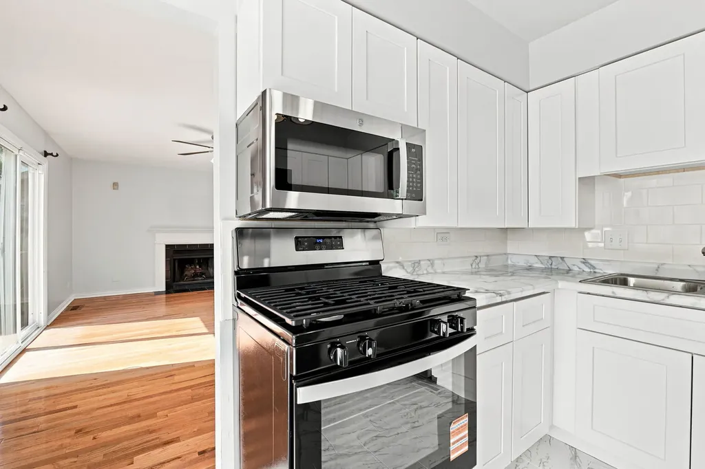 270 Janes Avenue Bolingbrook IL 60440