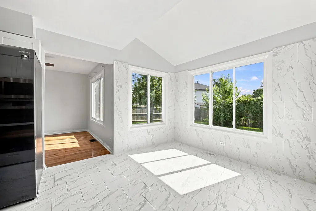 270 Janes Avenue Bolingbrook IL 60440