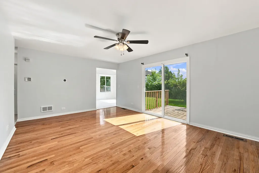 270 Janes Avenue Bolingbrook IL 60440