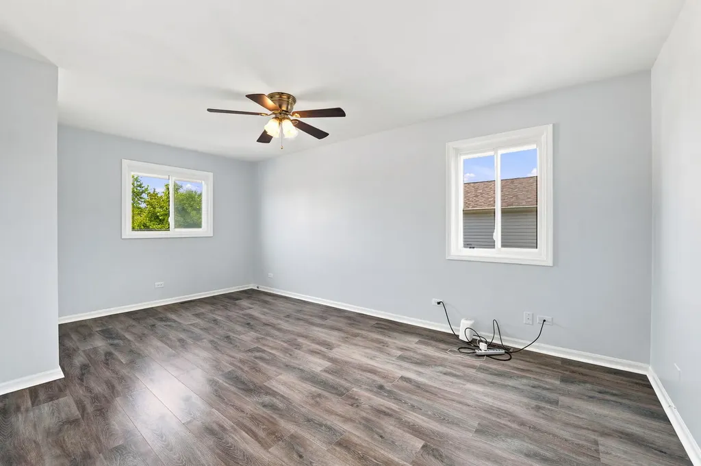 270 Janes Avenue Bolingbrook IL 60440