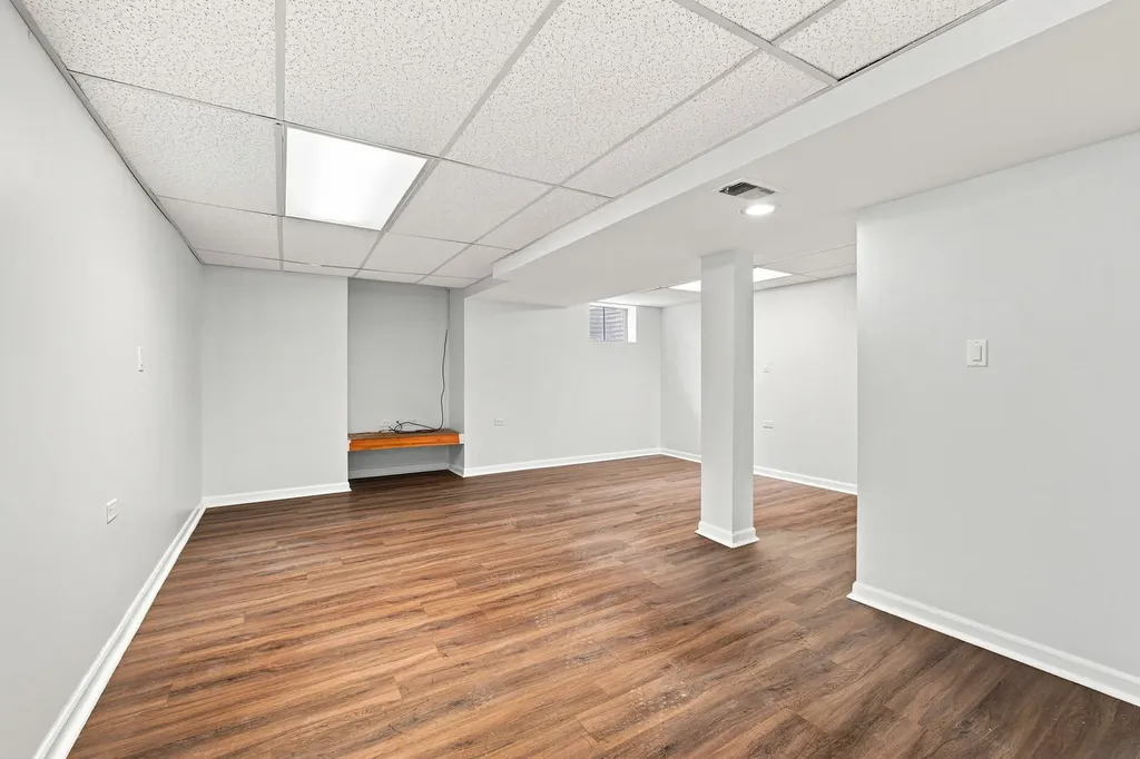 270 Janes Avenue Bolingbrook IL 60440
