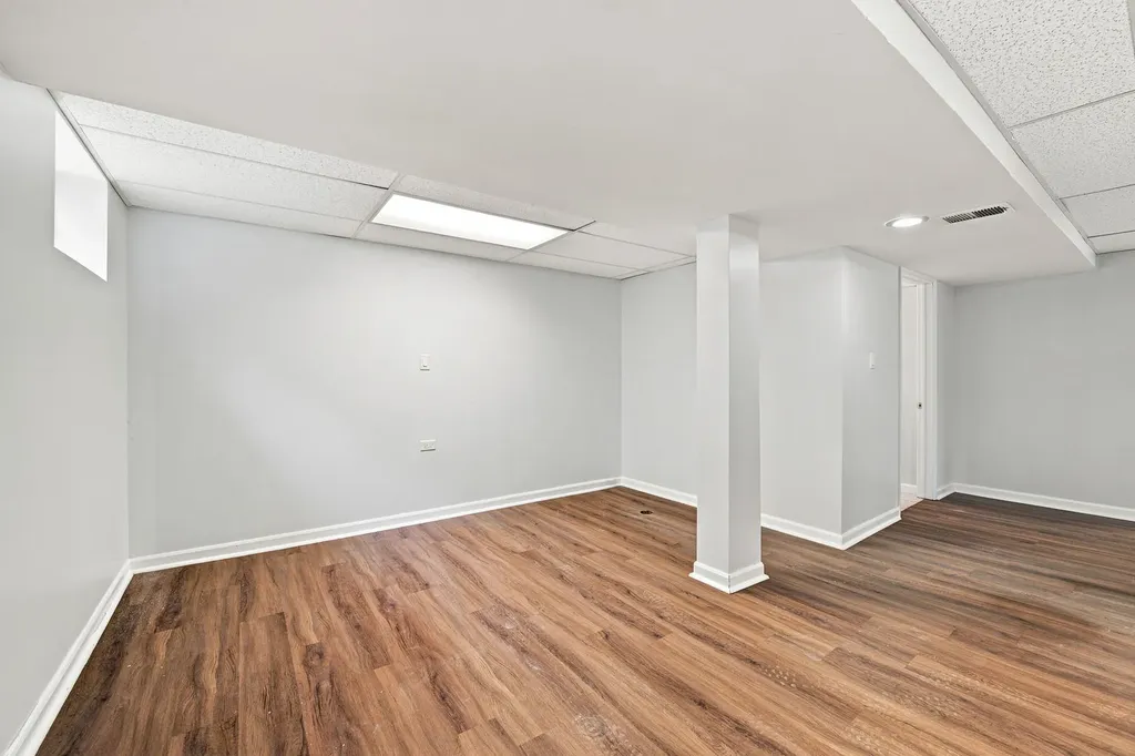 270 Janes Avenue Bolingbrook IL 60440