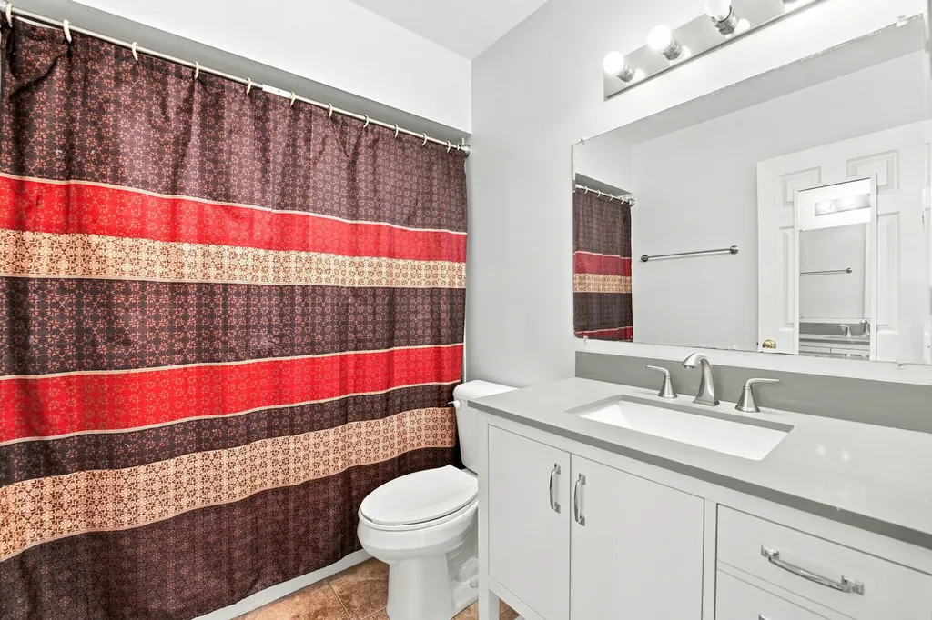 270 Janes Avenue Bolingbrook IL 60440