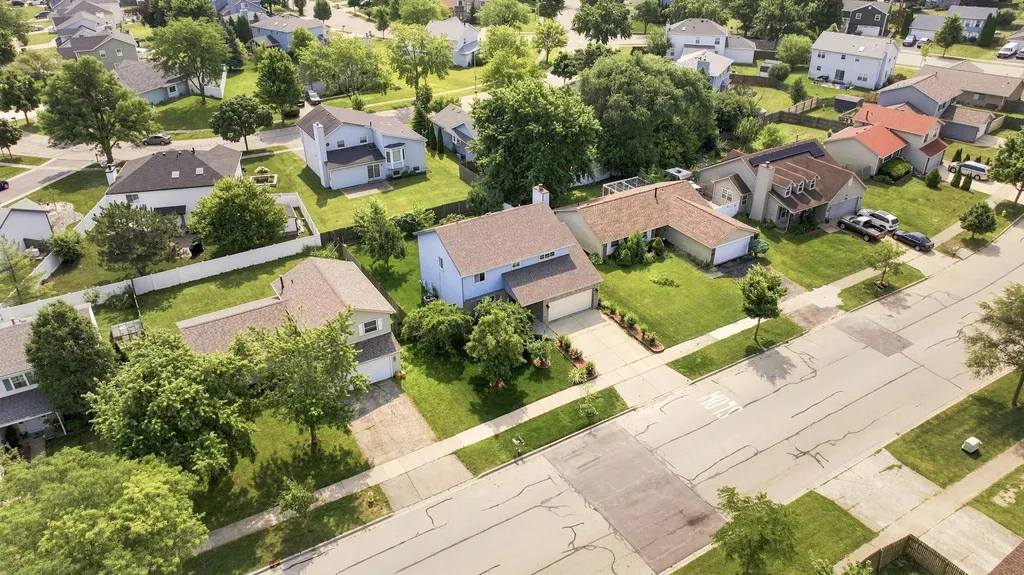 270 Janes Avenue Bolingbrook IL 60440