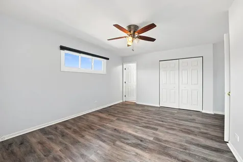 270 Janes Avenue Bolingbrook IL 60440