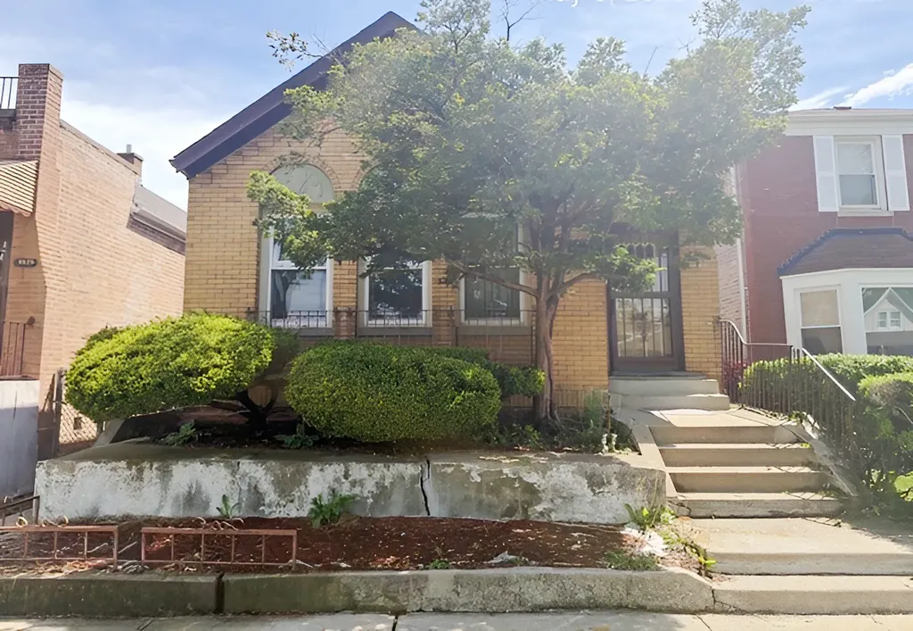 9927 South Sangamon Street Chicago IL 60643