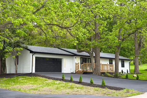 35W302 Pinelands Road St. Charles IL 60174