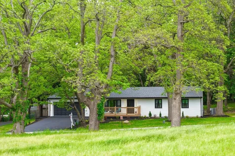 35W302 Pinelands Road St. Charles IL 60174