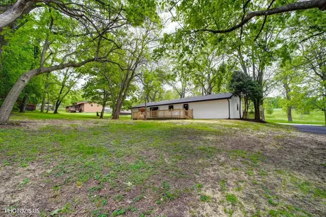 35W302 Pinelands Road St. Charles IL 60174