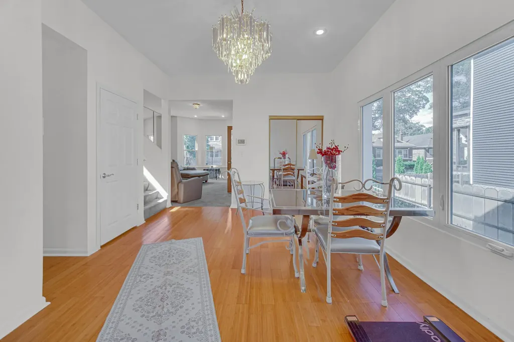 523 East 89th Place Chicago IL 60619