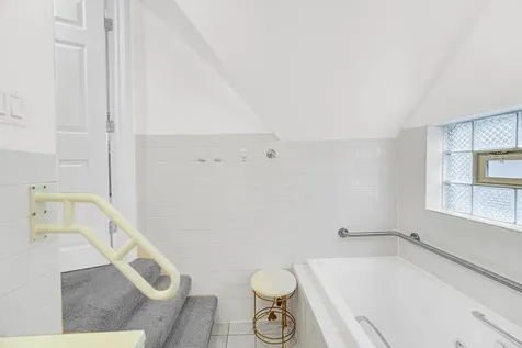 523 East 89th Place Chicago IL 60619