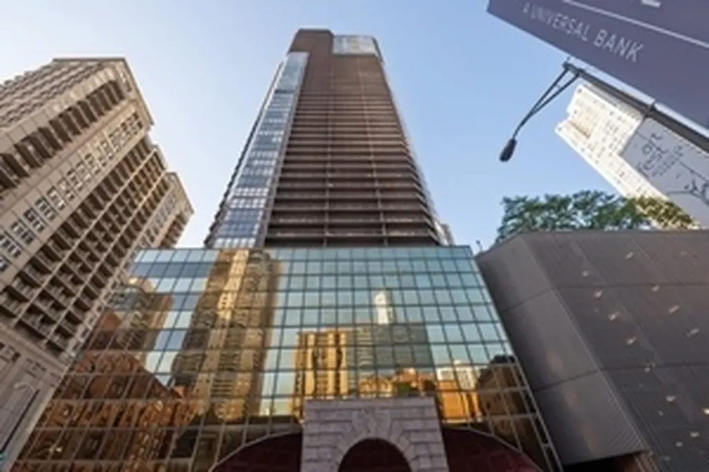 10 East Ontario Street Chicago IL 60611