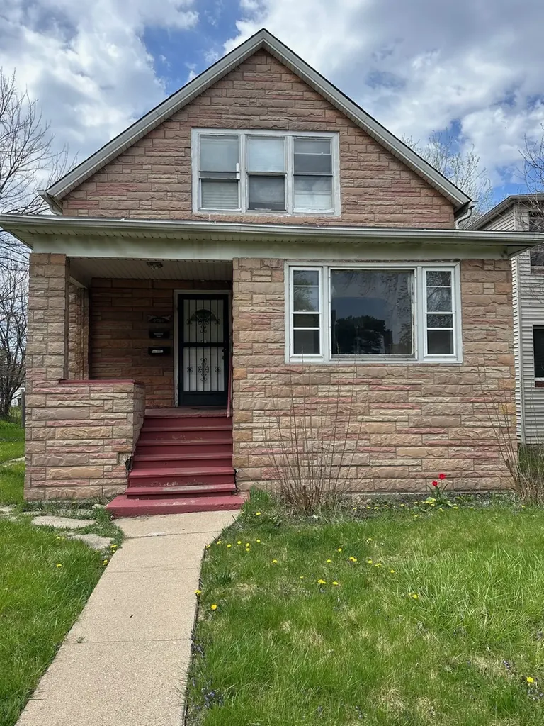 7710 South Ada Street Chicago IL 60620