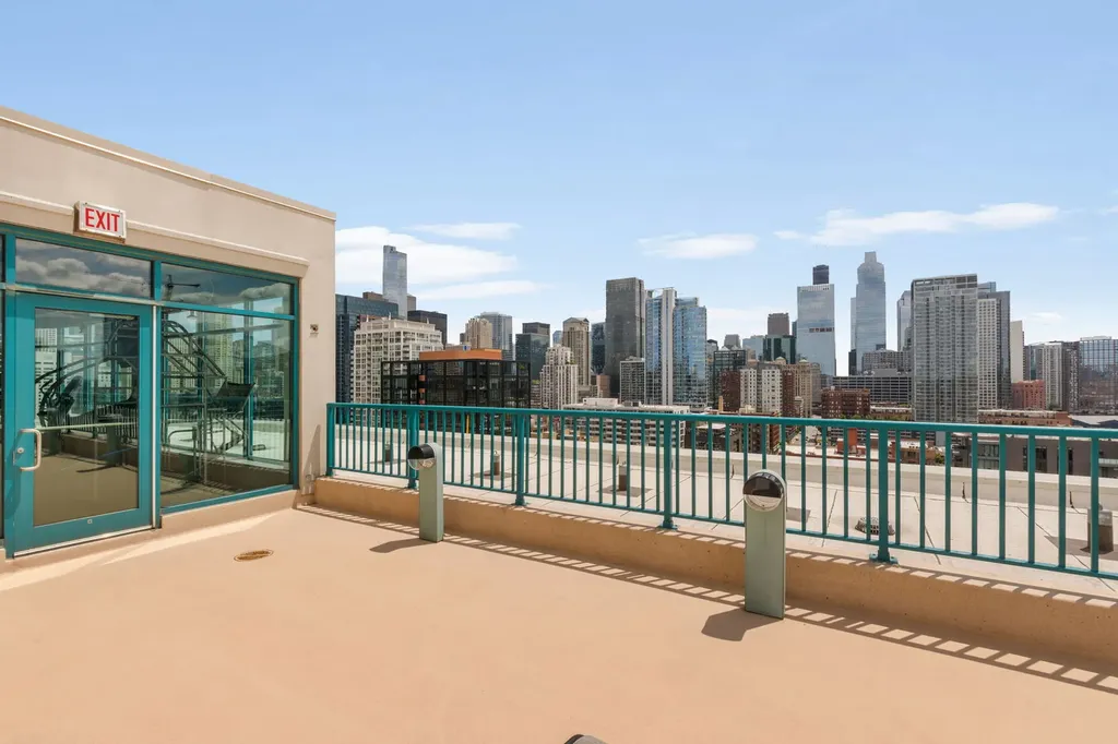 340 West Superior Street Chicago IL 60654