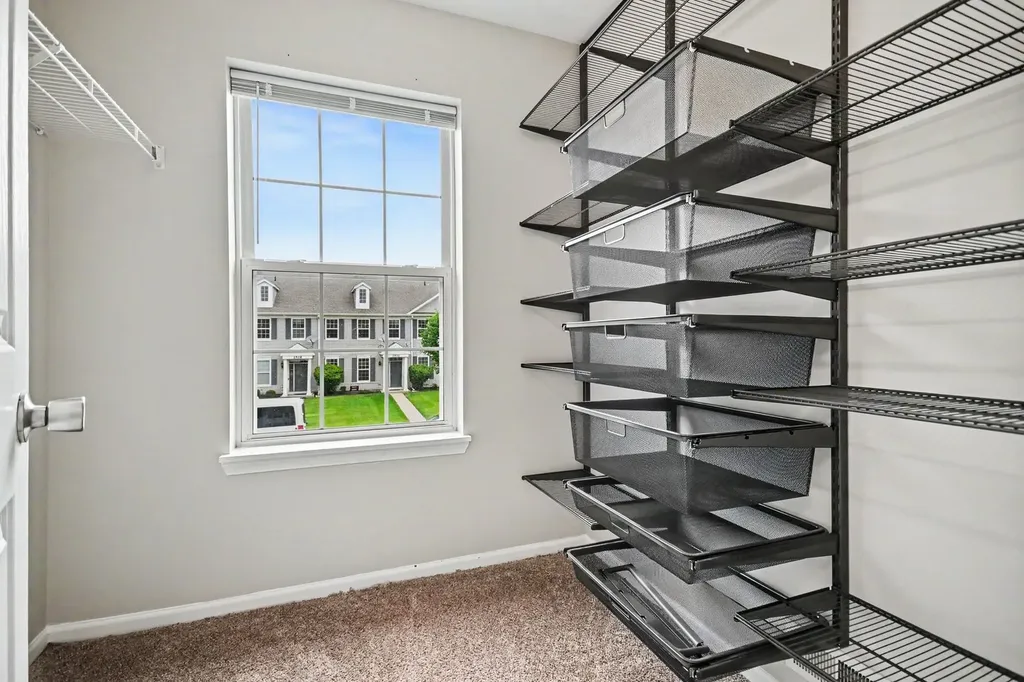 2531 Congress Avenue Aurora IL 60503