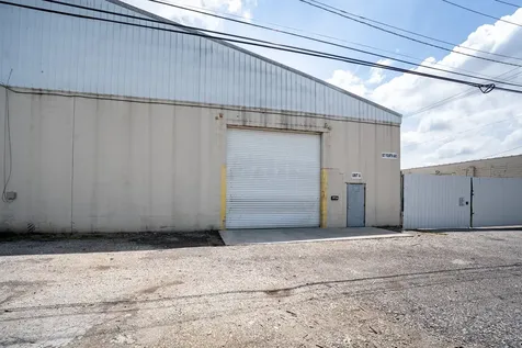 807 4TH Avenue Joliet IL 60433