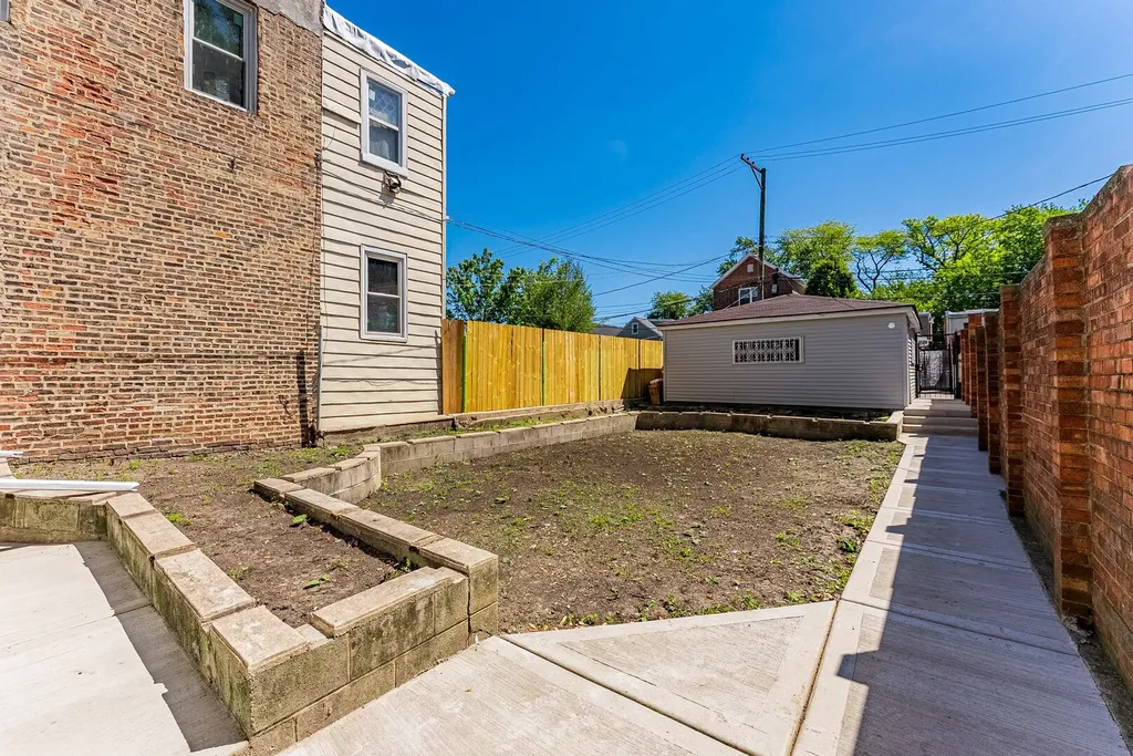 2231 South Drake Avenue Chicago IL 60623