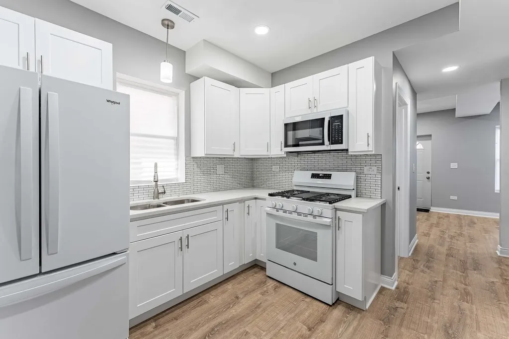 2231 South Drake Avenue Chicago IL 60623