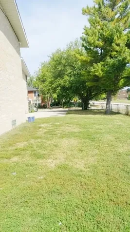 2204 Hebron Avenue Zion IL 60099