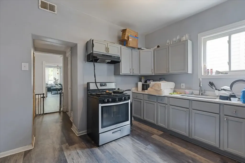 1634 North Sawyer Avenue Chicago IL 60647