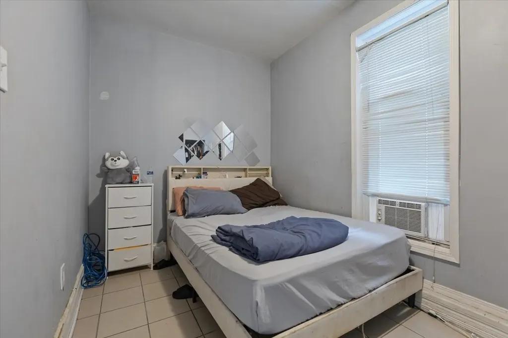 1634 North Sawyer Avenue Chicago IL 60647