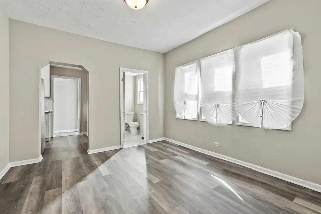 503 West 81st Street Chicago IL 60620
