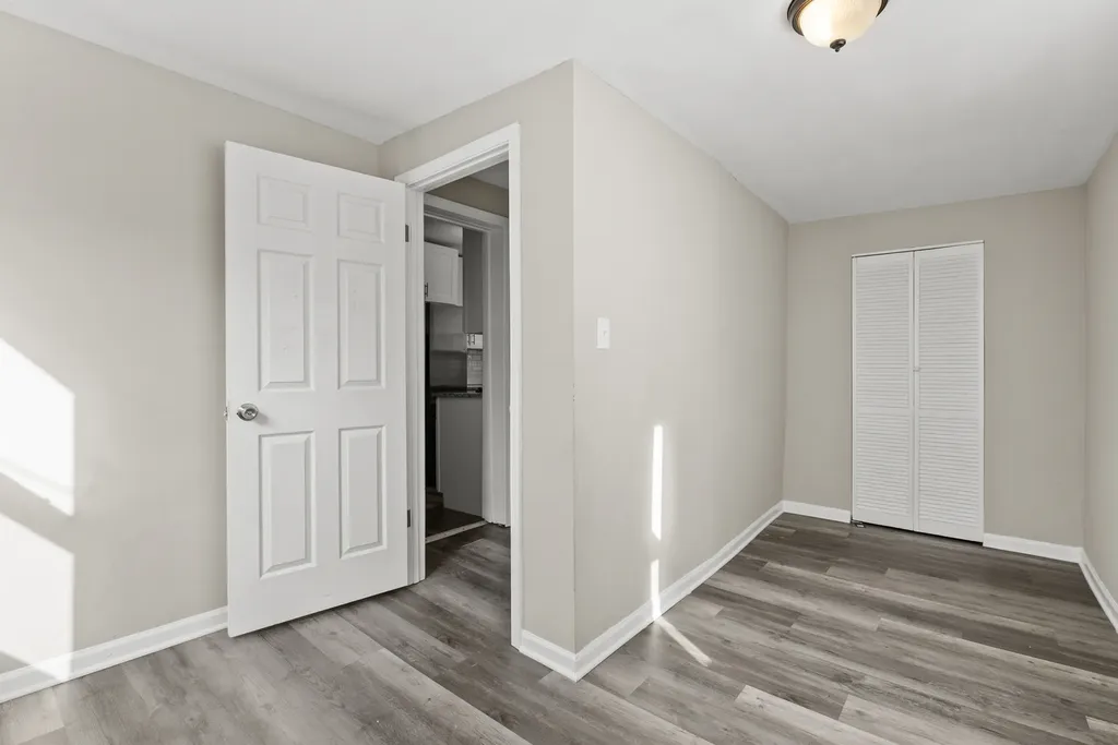 503 West 81st Street Chicago IL 60620