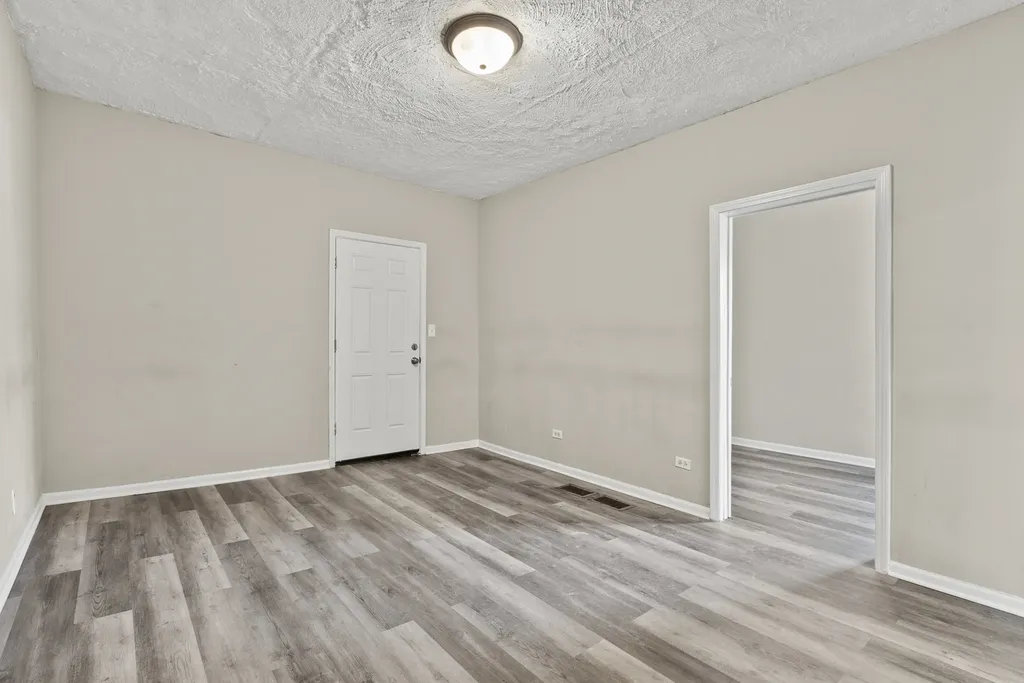 503 West 81st Street Chicago IL 60620