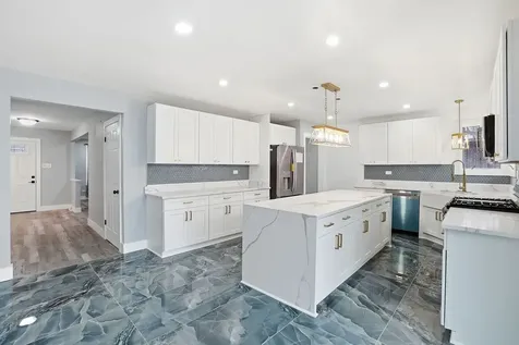 14315 South Manistee Avenue Burnham IL 60633