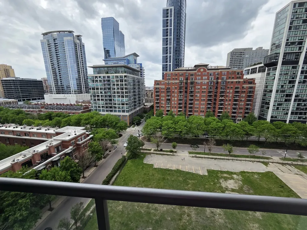 1235 South Prairie Avenue Chicago IL 60605